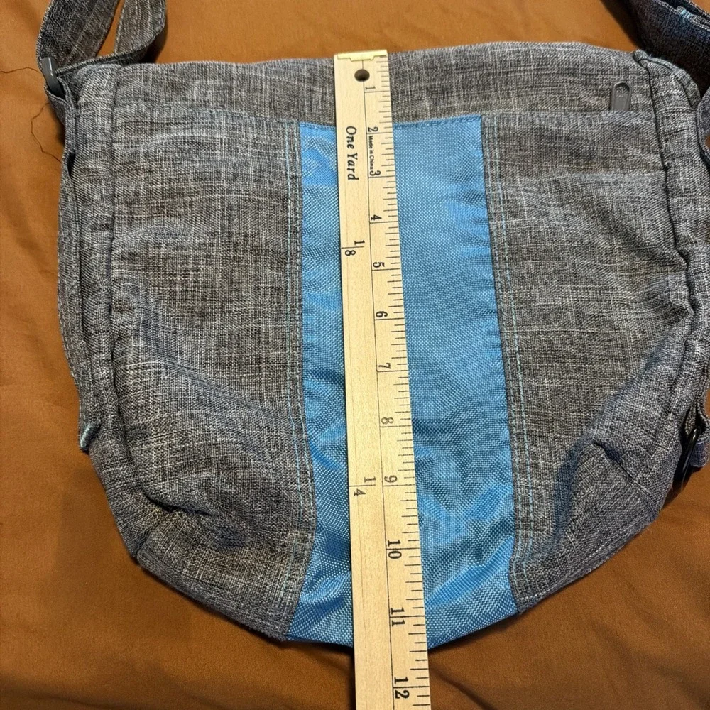 Timbuk2 Heathered Grey And Blue Sling Messenger Bag!